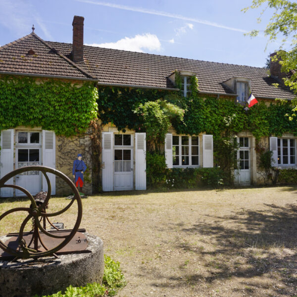 Schoolhouse at Épineuil-le-Fleuriel